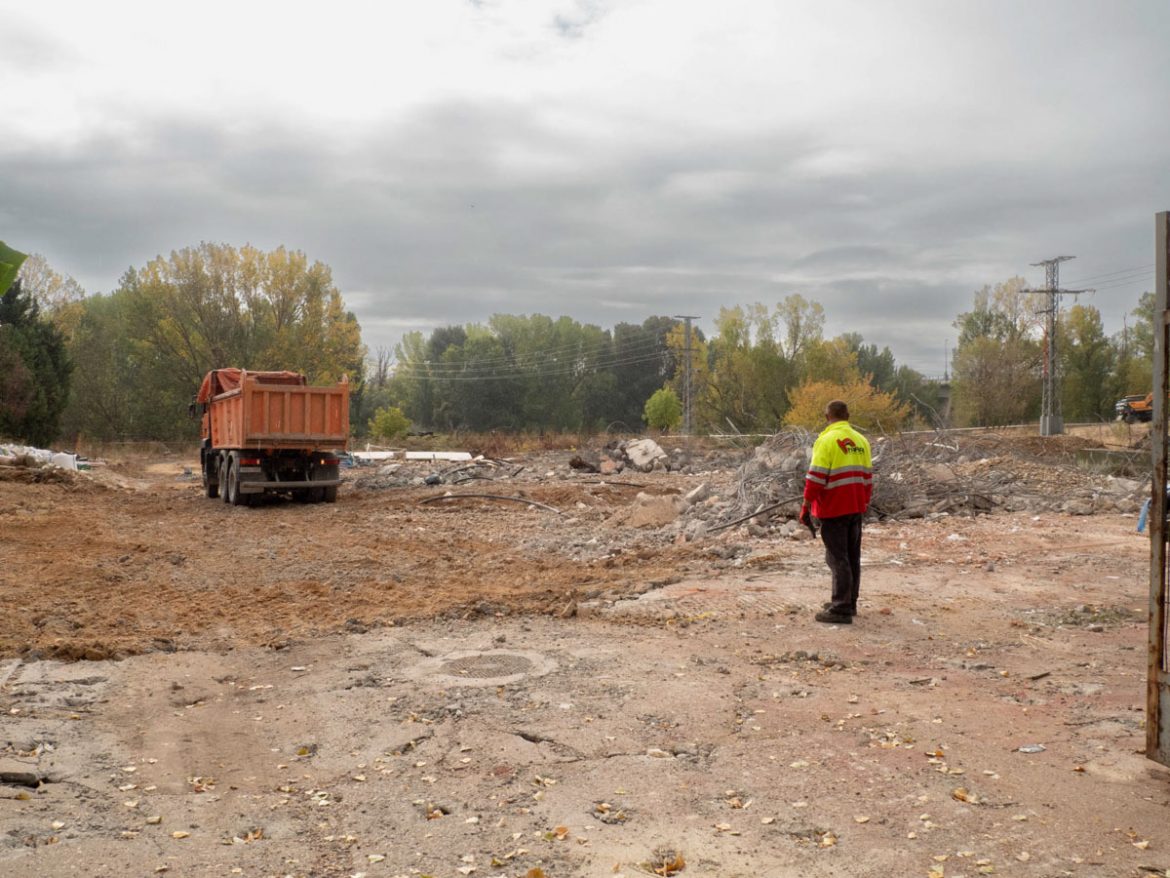 Obras en parcela de la antigua EDAR