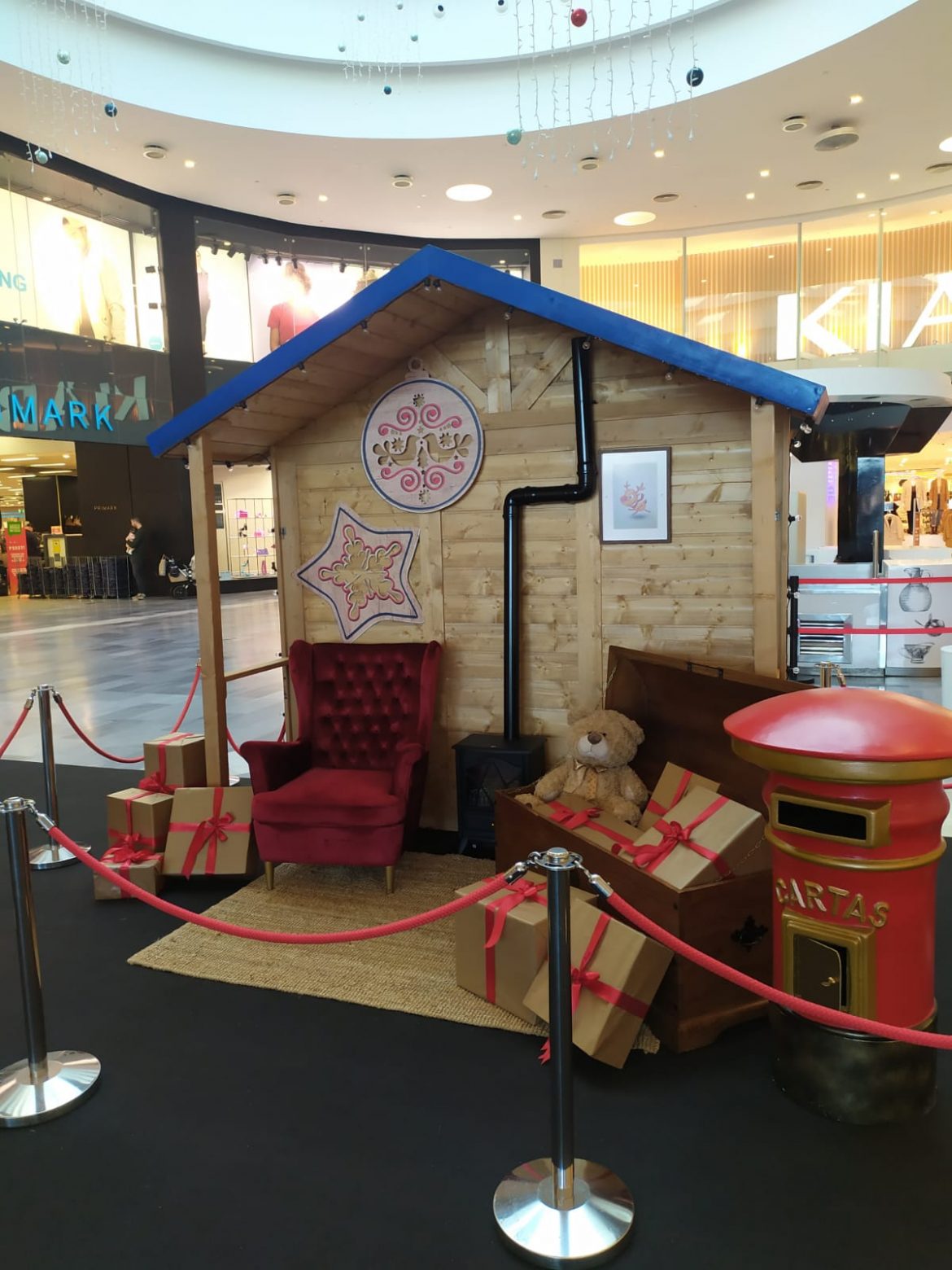 RÍO Shopping decorado de Navidad. ENA