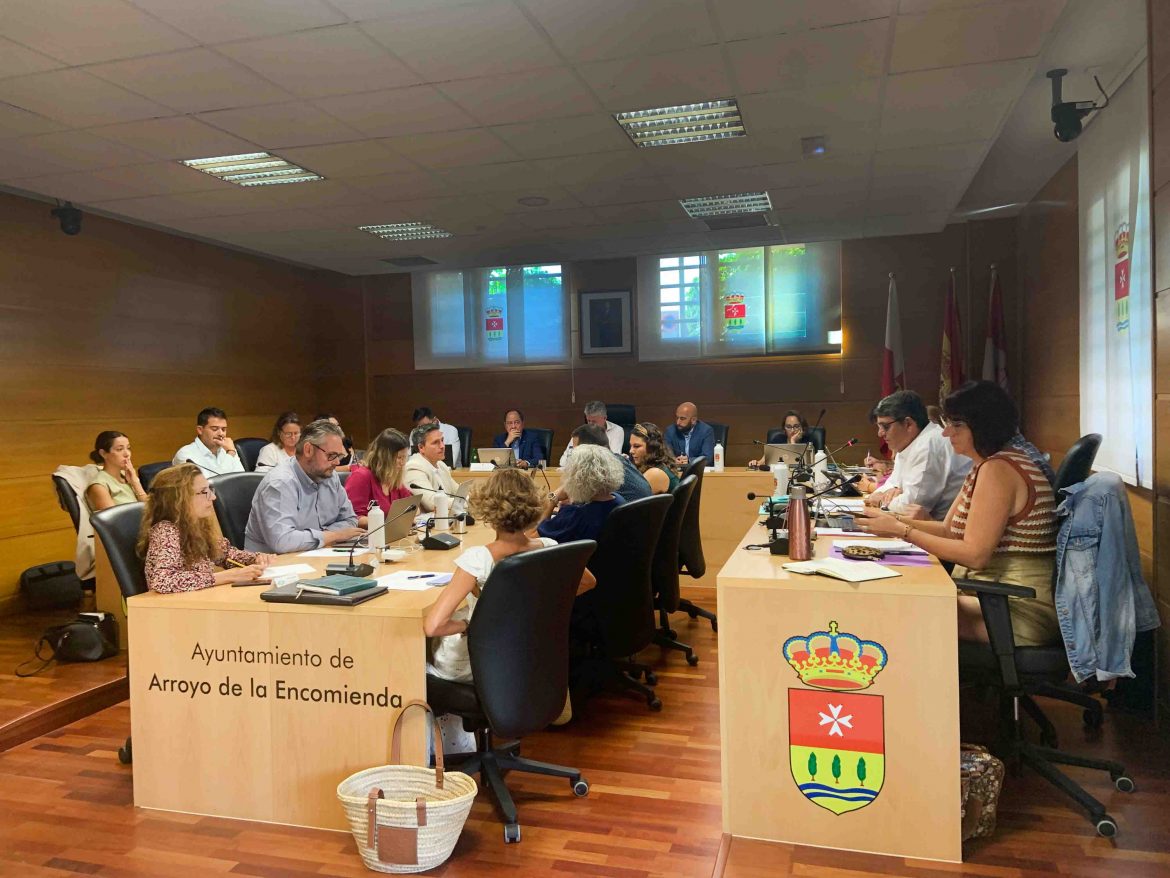 Pleno municipal de Arroyo celebrado el 6 de septiembre