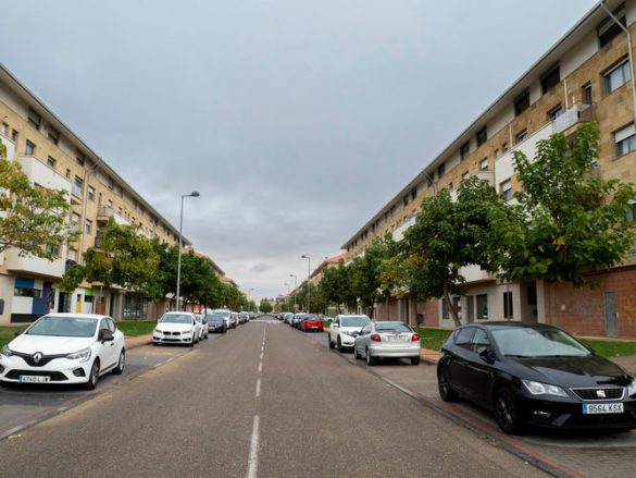 Calle situada en el término municipal de Arroyo de la Encomienda. ENA