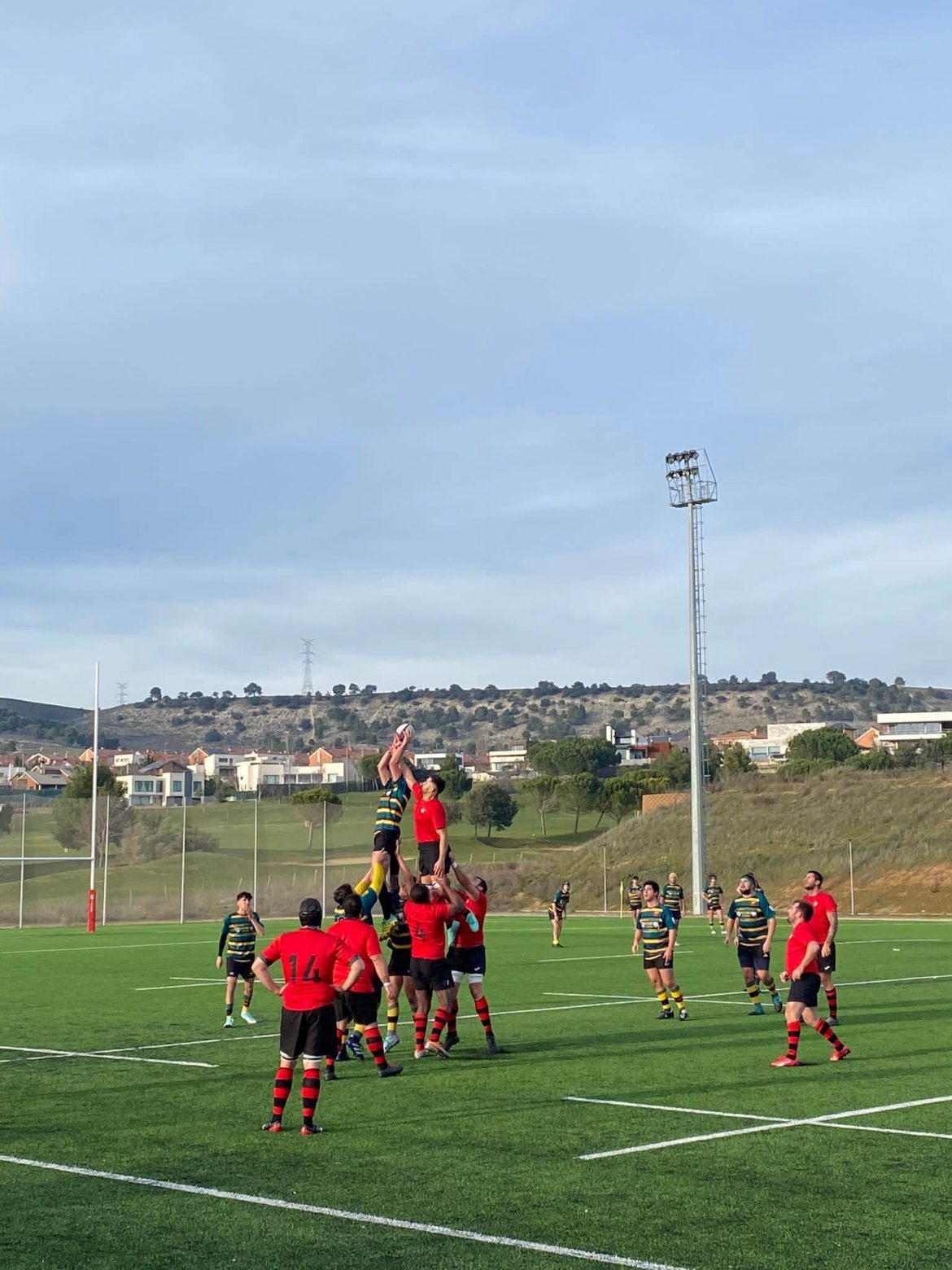 Partido de rugby en el campo de Sotoverde. ENA