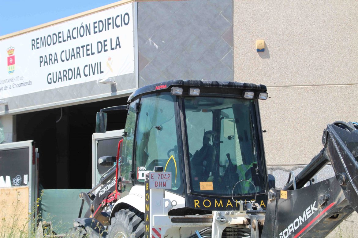 Las obras han comenzado por el derribo y saneamiento de las instalaciones interiores. ENA