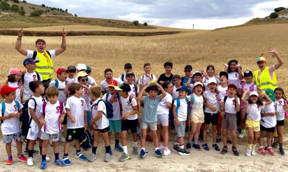 Distintos momentos de los campus deportivos celebrados en Arroyo a lo largo del mes de julio. ENA