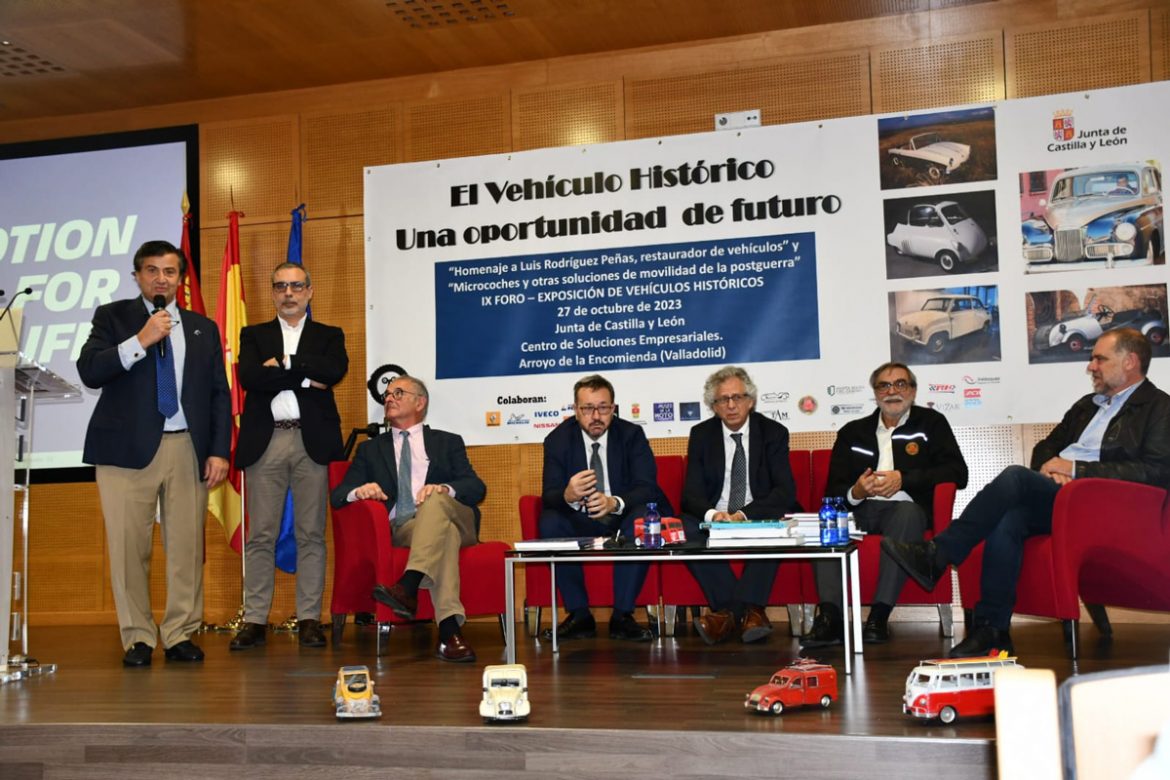 Presentación, a cargo del organizador Fernando Romanos, de la mesa redonda del Foro celebrado en 2023. ENA