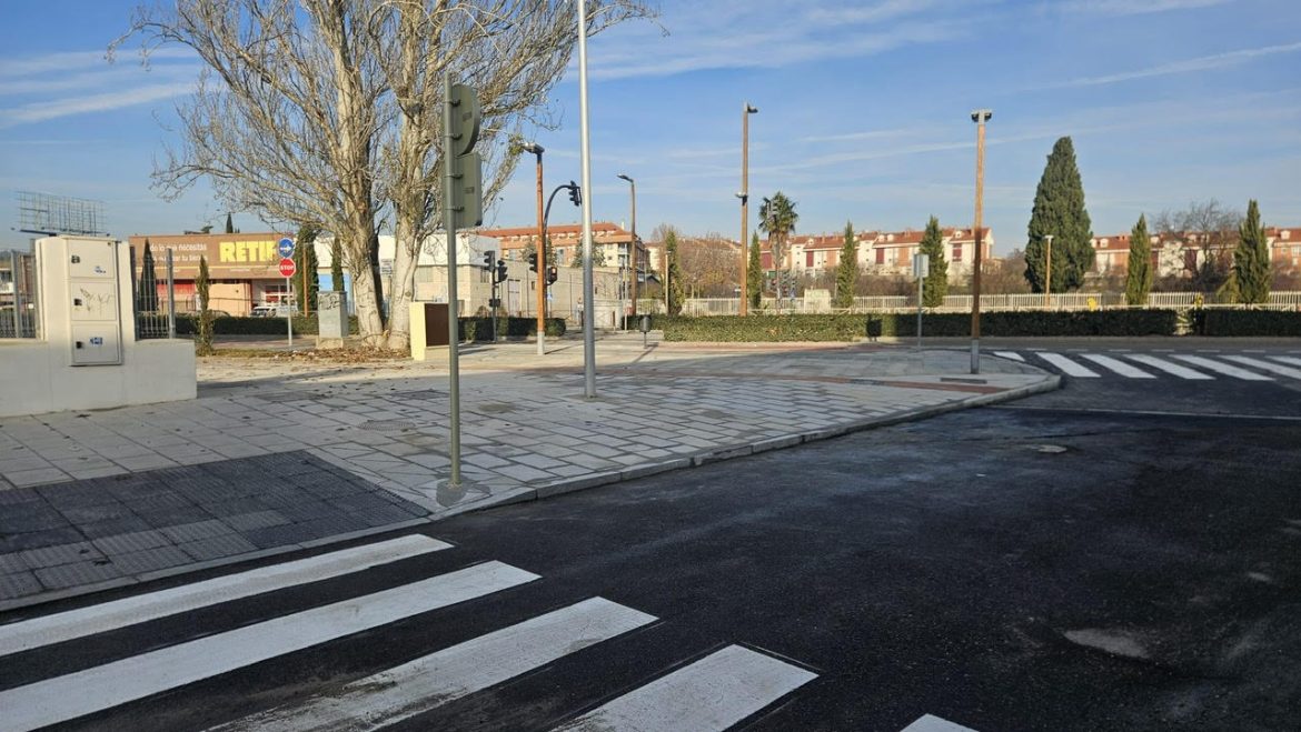 Intersección de la Avenida de Salamanca con la calle Parque Empresarial. ENA