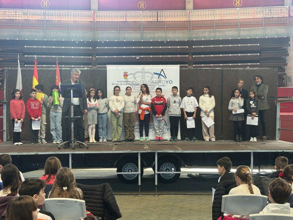 El alcalde, Sarbelio Fernández, en la clausura del acto. ENA