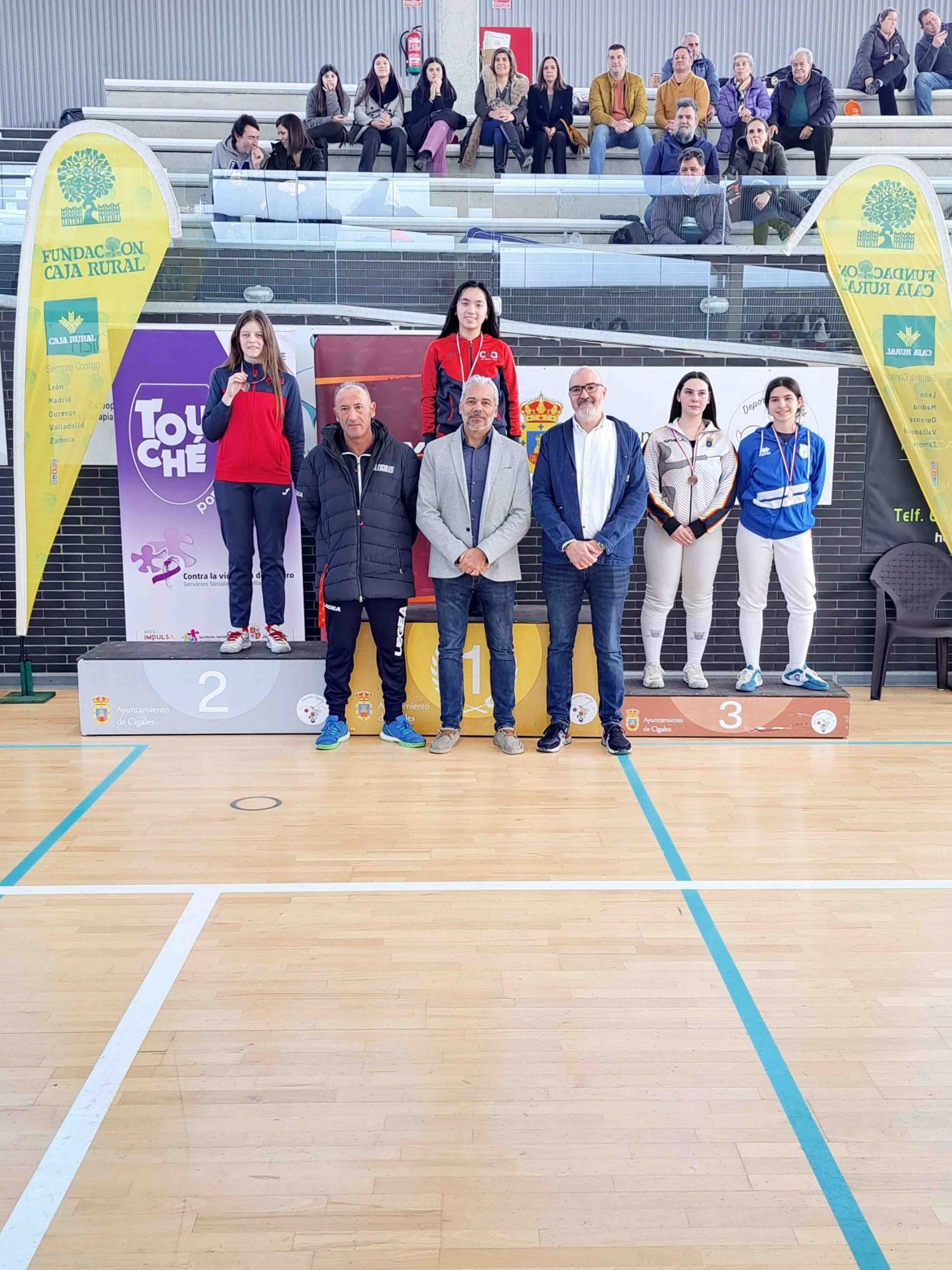 Lucía Alonso y Greta Quiros, oro y plata M-15. ENA