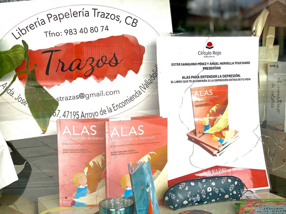 Ejemplares del libro en la papelería Trazos de La Vega. ENA