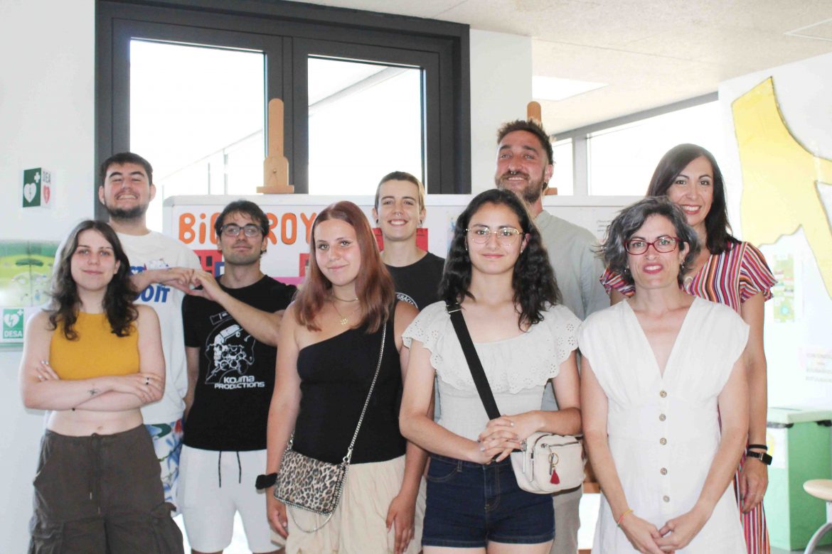 El equipo responsable del corto en el IESO Arroyo. ENA