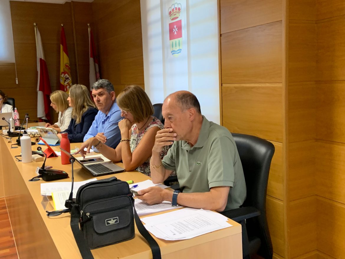 Concejales del PP en el último pleno celebrado en el Ayuntamiento. ENA