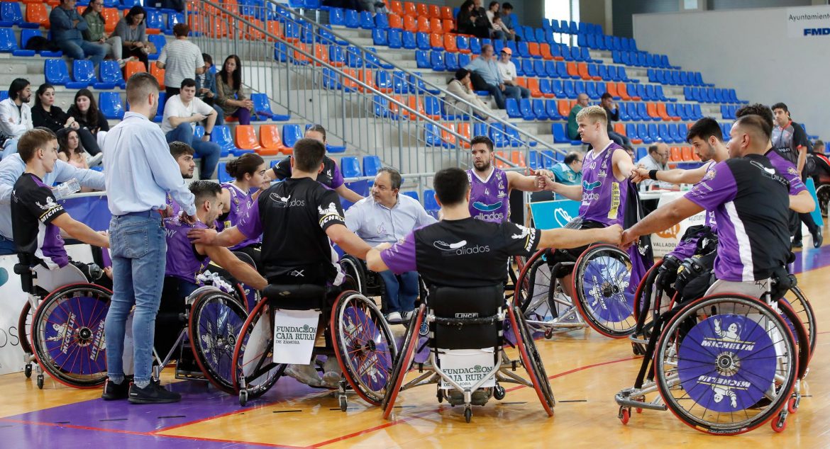 El Fundación Aliados en un partido contra el Amiab Puertollano. ENA