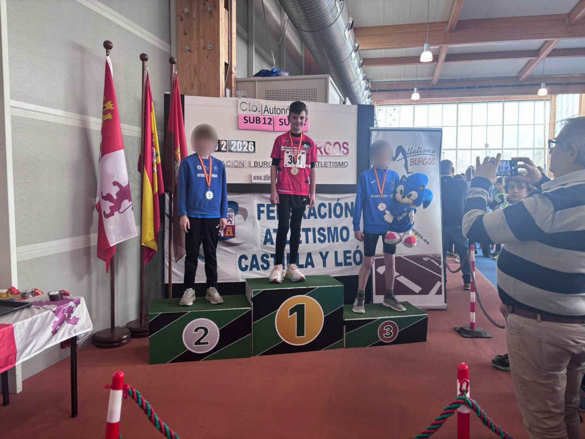 Lucas Pardo en el pódium. ENA