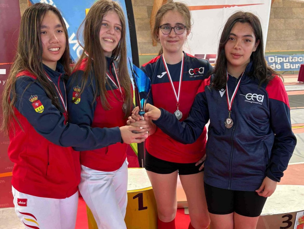 Equipo femenino M15 formado por Lucía Alonso, Greta Quiros, Marian Fernandez e Inés Velasco