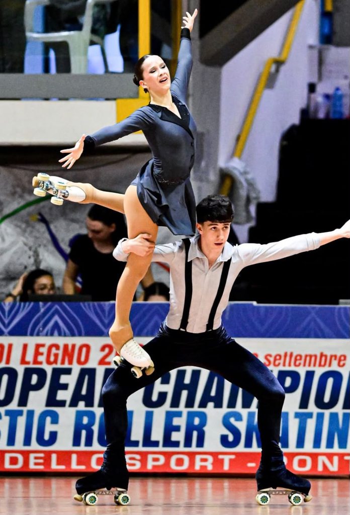 Daniela Ruiz e Iván Alonso en Parejas Danza Junior. ENA
